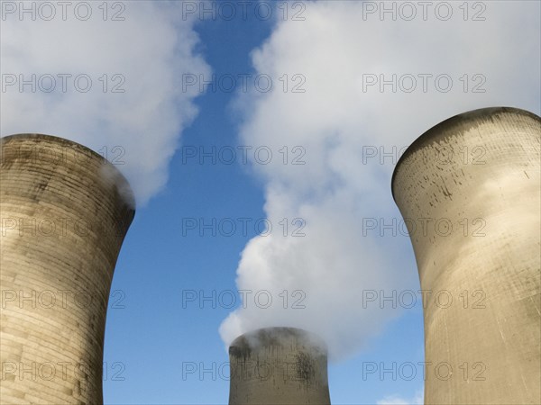 Cooling towers, Didcot 'A' Power Station, Power Station Road, Didcot, Oxfordshire, 2013