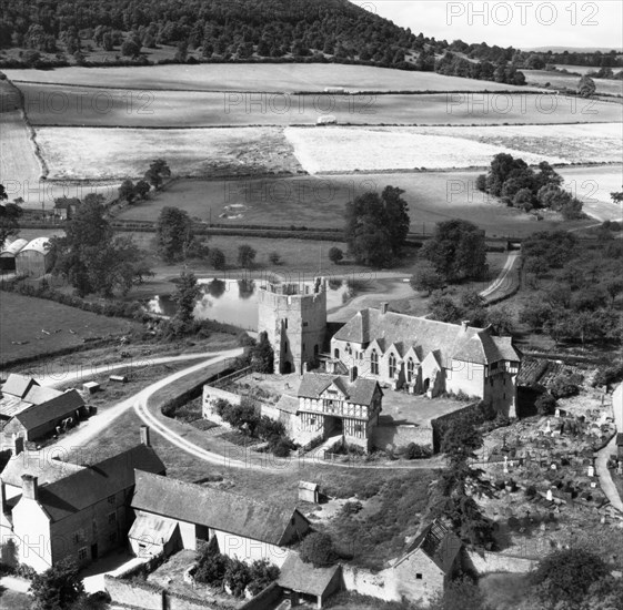 Stokesay Castle, Shropshire, 1948