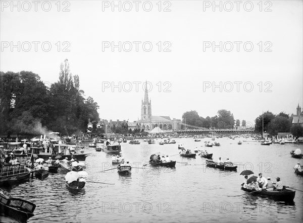 Marlow regatta, Buckinghamshire, 1885