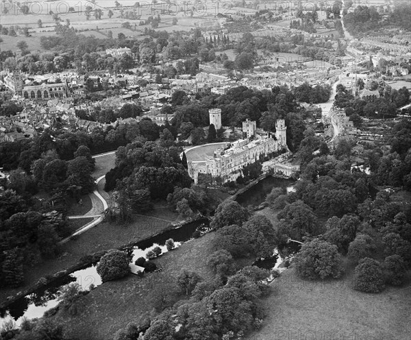 Warwick Castle, Warwickshire, 1920