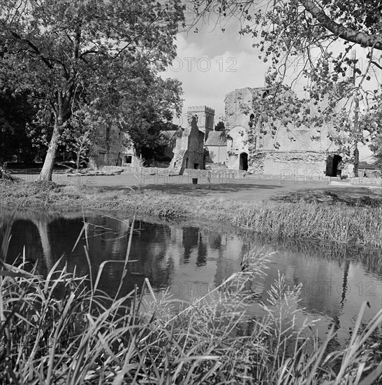 Minster Lovell Hall, Oxfordshire, 1970