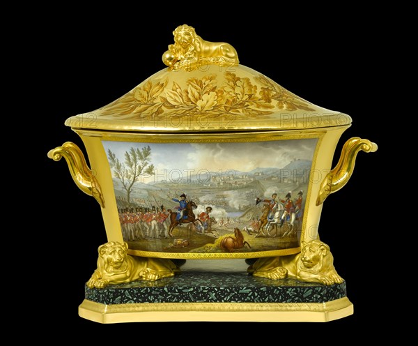 Soup tureen depicting the Battle of Vimeiro, Portugal, 1808 (1817-1819)