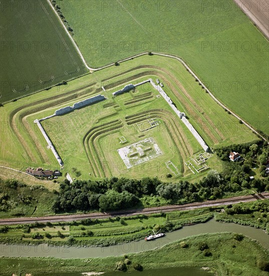 Richborough Roman Fort, near Sandwich, Kent, 2007