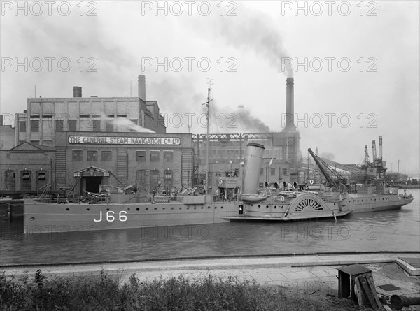 Paddle steamer under arms, Deptford Creek, London, 1940