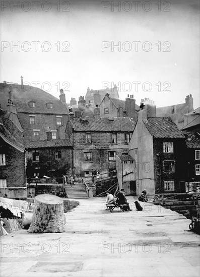 Tate Hill Pier, Whitby, North Yorkshire, c1925-c1935