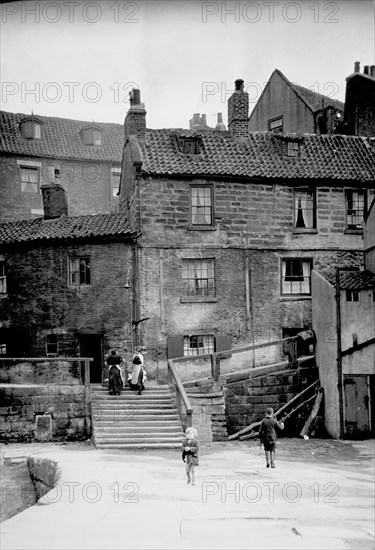 Tate Hill Pier, Whitby, North Yorkshire, c1925-c1935