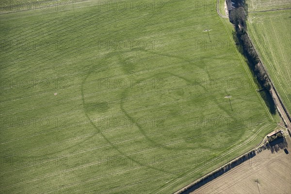 Iron Age double ditched enclosure crop mark, near South Wonston, Hampshire, 2018