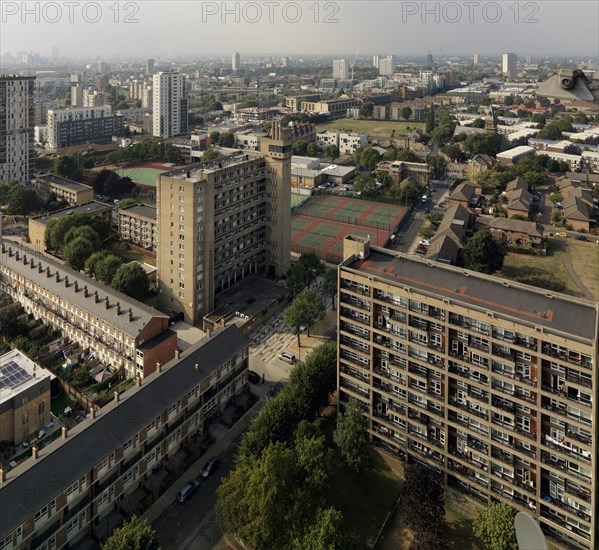 Brownfield Estate, South Bromley, Poplar, Tower Hamlets, London, 2016