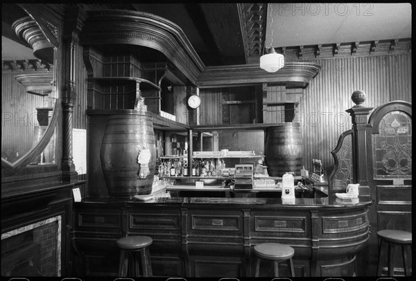 Royal Turk's Head Hotel,  73 Grey Street, Newcastle Upon Tyne, c1955-c1980