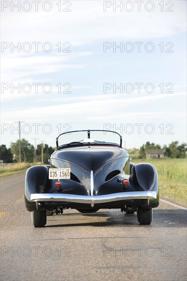 Auburn 852 SC Speedster 1936. Artist: Simon Clay.