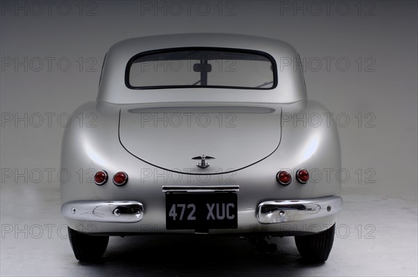 BMW Veritas 1949. Artist: Simon Clay.