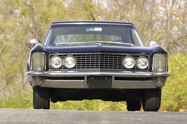 Buick Riviera 1963. Artist: Simon Clay.