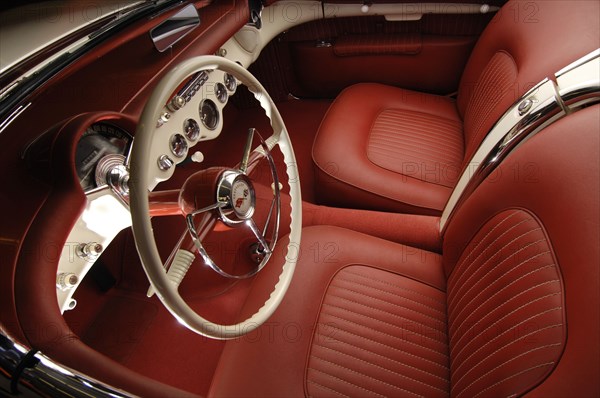 Chevrolet Corvette 1954 . Artist: Simon Clay.