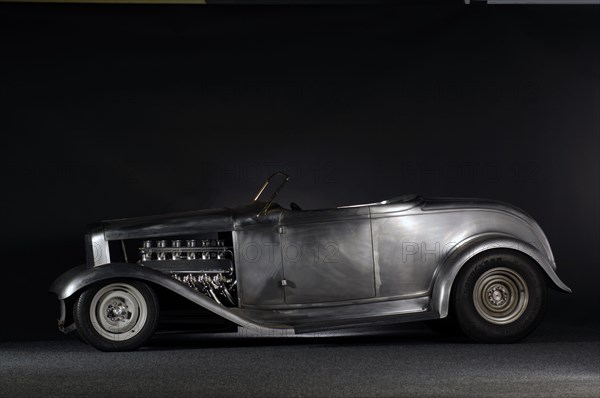 Ford Hot rod custom metal body 1934. Artist: Simon Clay.