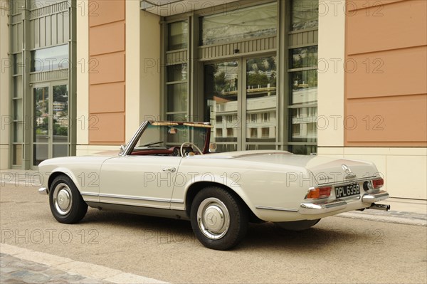 Mercedes Benz 230SL 1963. Artist: Simon Clay.