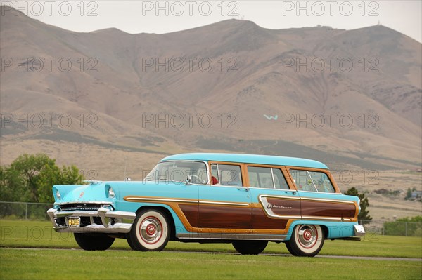 Mercury Monterey station wagon 1955. Artist: Simon Clay.