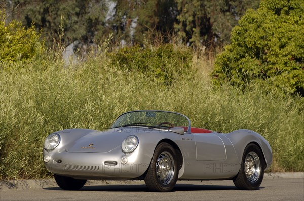 1956 Porsche Spyder - James Dean replica. Artist: Simon Clay.