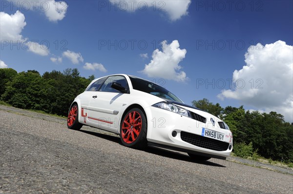 Renault Megane Sport R26R 2009. Artist: Simon Clay.