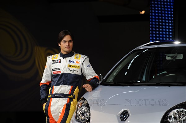 Renault Twingo Sport - launch 2007. Artist: Simon Clay.