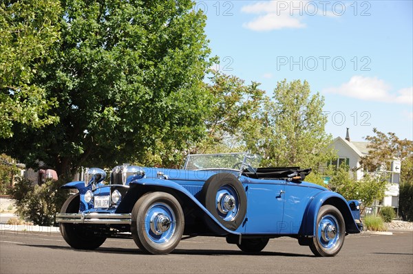 Ruxton model c roadster 1932. Artist: Simon Clay.