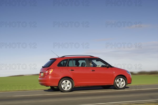 Skoda Fbia Estate HTP 1-2 2007. Artist: Simon Clay.