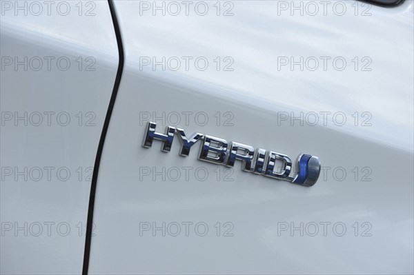 Toyota Prius 2009. Artist: Simon Clay.