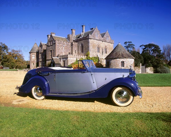 1948 Rolls Royce Silver Wraith with Hooper coachwork. Artist: Unknown.