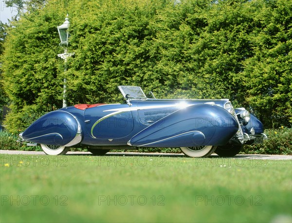 1938 Delahaye 135, Figoni and Falaschi coachwork. Artist: Unknown.