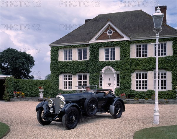 1926 Bentley 3.5 litre Vanden Plas. Artist: Unknown.