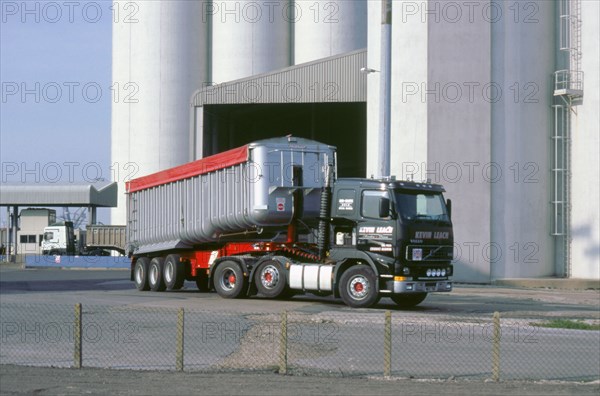 1994 Volvo fh12 truck. Artist: Unknown.