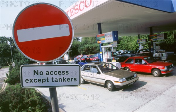 Fuel crisis 2000. Queues for petrol. Artist: Unknown.