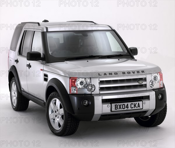 2004 Landrover Discovery. Artist: Unknown.