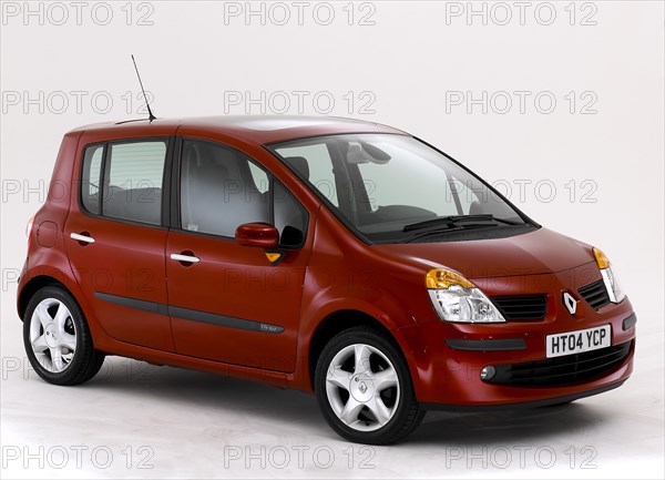 2004 Renault Modus. Artist: Unknown.