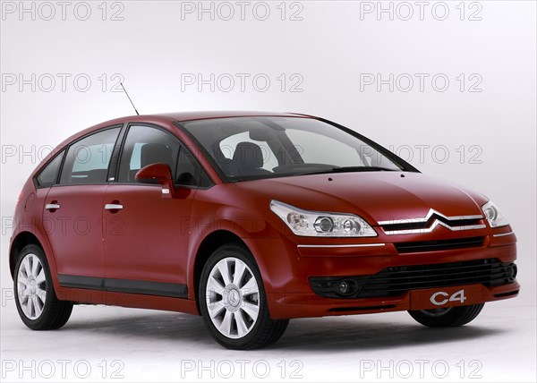 2004 Citroen C4. Artist: Unknown.