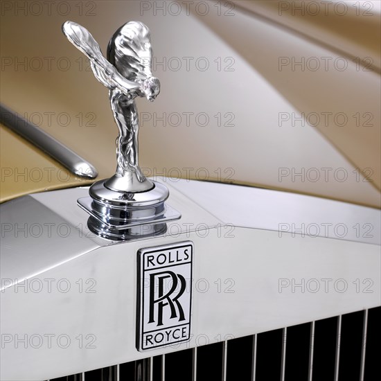 1975 Rolls Royce Corniche convertible. Artist: Unknown.