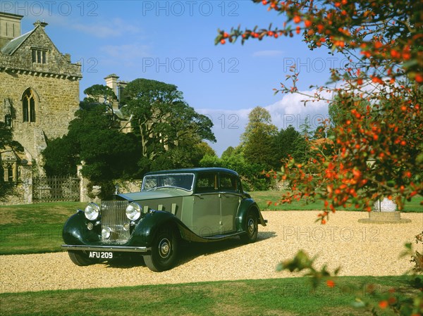 1938 Rolls Royce Phantom 3. Artist: Unknown.