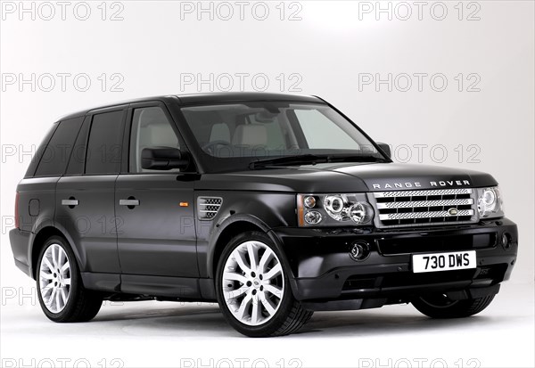 2004 Range Rover Sport. Artist: Unknown.