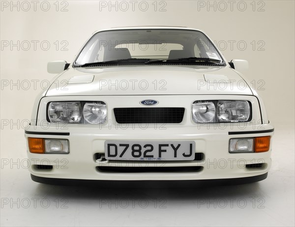 1986 Ford Sierra RS Cosworth. Artist: Unknown.