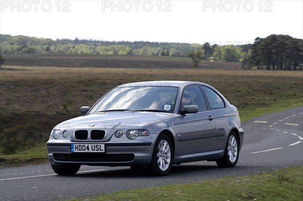 2004 BMW 318 Compact Artist: Unknown.