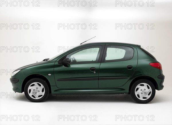 2002 Peugeot 206 Hdi Artist: Unknown.