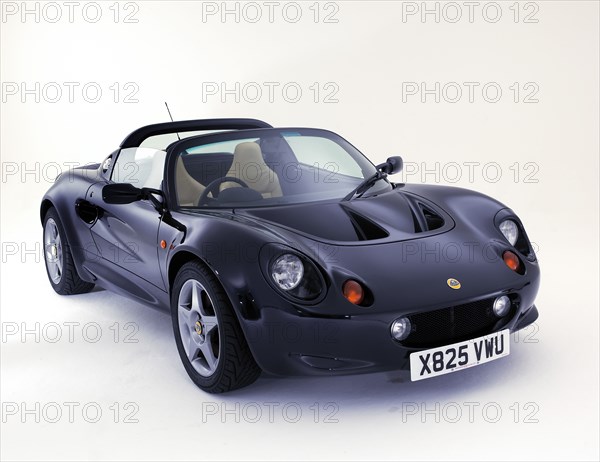 2000 Lotus Elise Artist: Unknown.