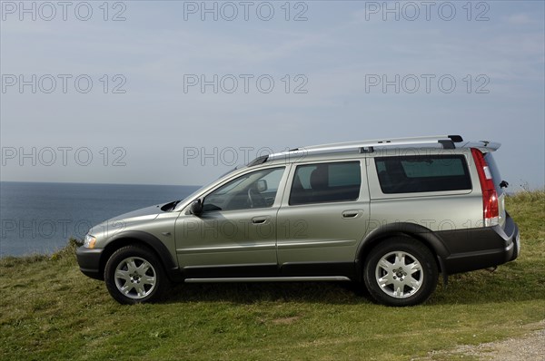 2005 Volvo XC70 Artist: Unknown.