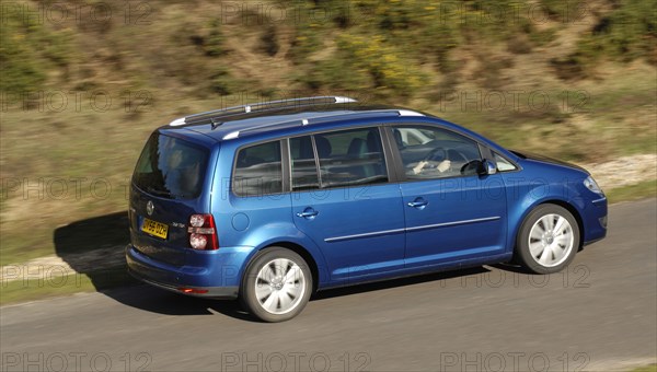 2006 Volkswagen Touran Tdi Sport Artist: Unknown.
