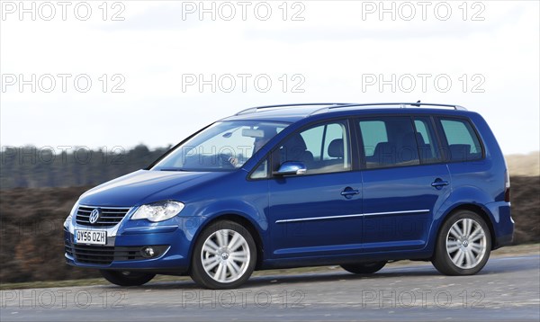 2006 Volkswagen Touran Tdi Sport Artist: Unknown.