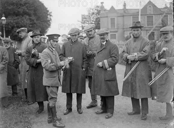 At the RAC TT race, Isle of Man, 10 June 1914. Artist: Bill Brunell.