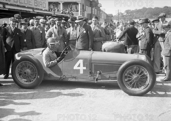 Earl Howe in his Delage at a BARC meeting at Brooklands, 25 May 1931. Artist: Bill Brunell.