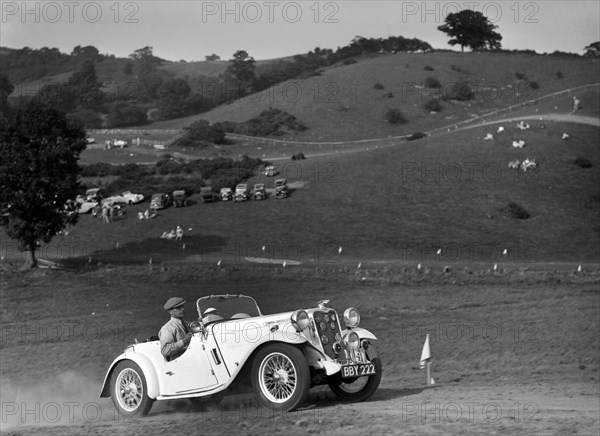 Candidi Provocatores team Singer Le Mans at the Singer CC Rushmere Hill Climb, Shropshire 1935. Artist: Bill Brunell.