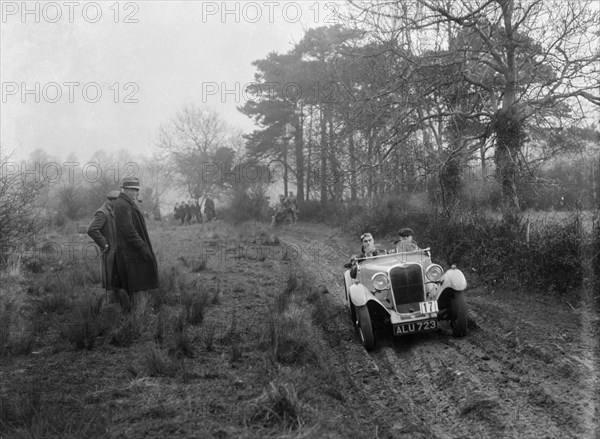 Singer of DA Loader at the Sunbac Colmore Trial, Gloucestershire, 1934. Artist: Bill Brunell.