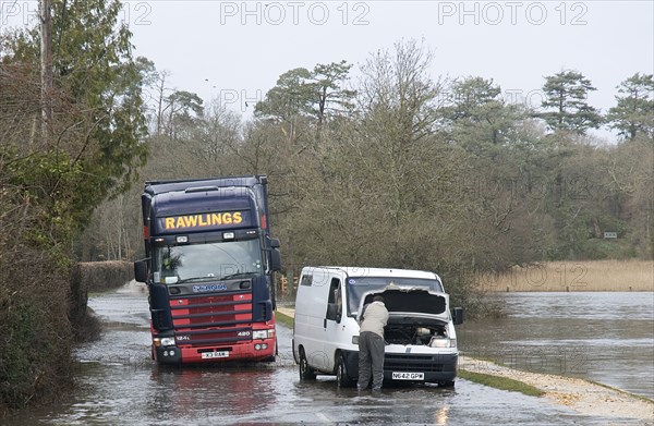 Van stranded in floods at Beaulieu 2008. Artist: Unknown.