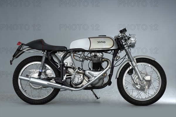 1962 Norton 650 SS. Artist: Unknown.